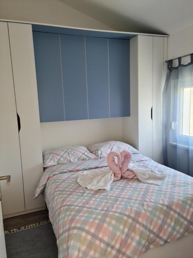 Apartmani Rudi Anić Exteriör bild
