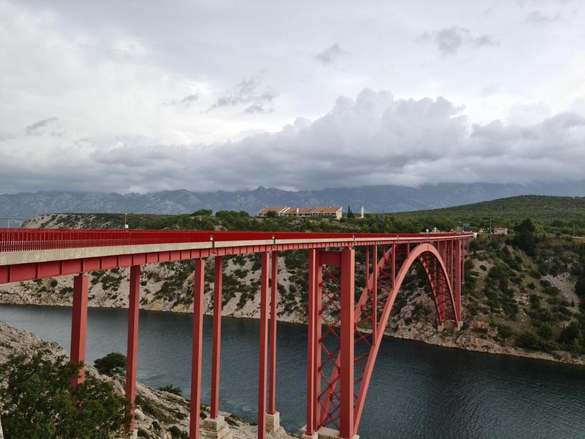 Apartmani Rudi Anić Exteriör bild